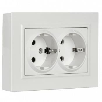 41313 BRITE Розетка 2-местная с заземлением с защитными шторками 16А в сборе РСш12-3-БрБ белый IEK