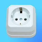 3195 Розетка наружная с заземлением (квадрат) белая Mimoza Makel 45108