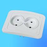 5200 Розетка двойная без заземления белая Mimoza Makel 12017