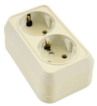 6156 Розетка двойная наружная с заземлением кремовый Makel 45282