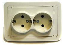 6235 Розетка двойная с заземлением кремовый Mimoza Makel 25082